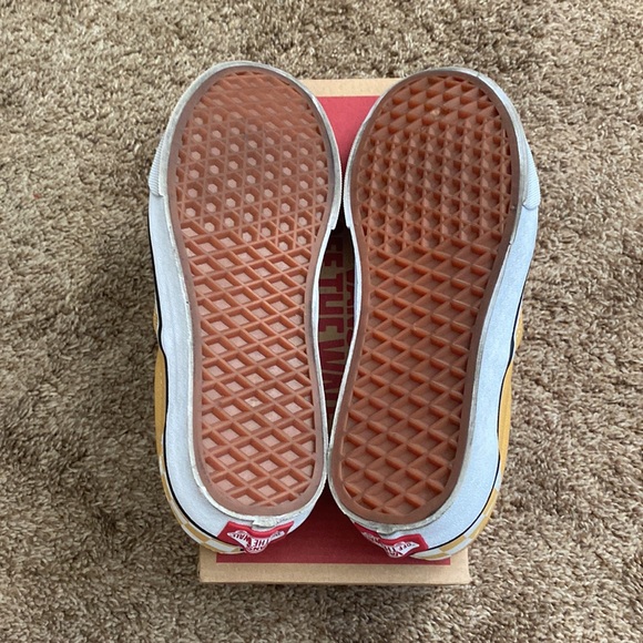 Vans | Almost New Classic Slip-on Checkered - Picture 6 of 8